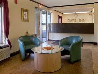 Days Inn By Wyndham Moss Point Pascagoula Екстер'єр фото